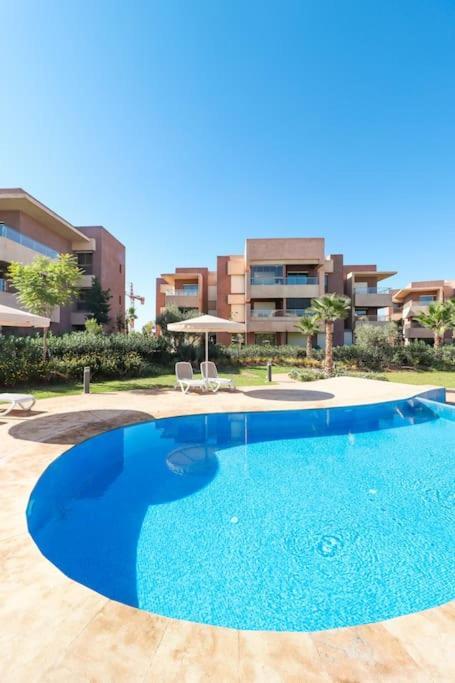 Cosy Appartemt Vue Sur Golf Et Montagne Marrakesh Exteriör bild